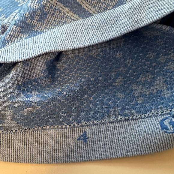 Lululemon Swiftly Tech Racerback in Heathered Pipe Dream Blue | Size 4 - Picture 11 of 11